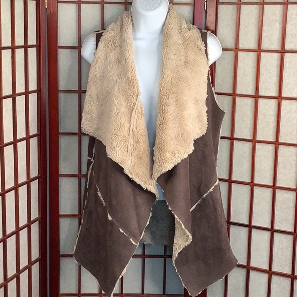 M Fur Vest Suede Jacket Coat Leather Look Faux Sherpa 60’s Style Hippie Vibe